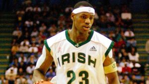 NBA/High School – Quand LeBron, 18 ans, plantait 52 points et s’auto-proclamait « inarrêtable »
