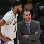 NBA – Un Laker benché, Frank Vogel obligé de s’expliquer