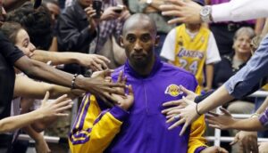 NBA – Le 5 all-time des Lakers selon Kobe… qui s’était snobé !