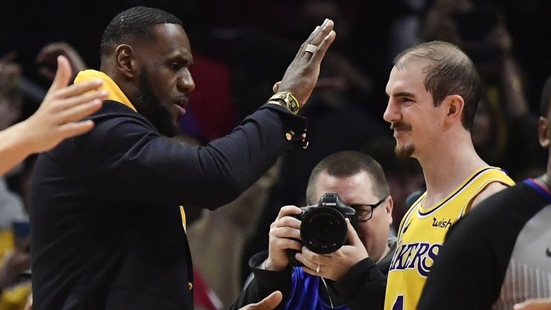 Post Insta LeBron James pour Alex Caruso