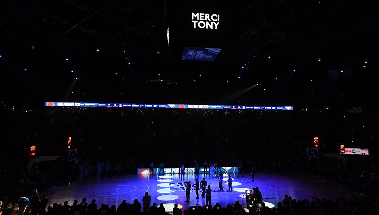 Le vibrant hommage pour Tony Parker, accueilli en héros à Paris