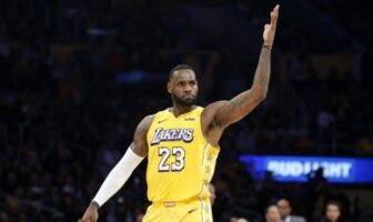 NBA – Le changement dans le jeu de LeBron depuis son arrivée dans la bulle LeBron James récompensé, rejoint 6 légendes