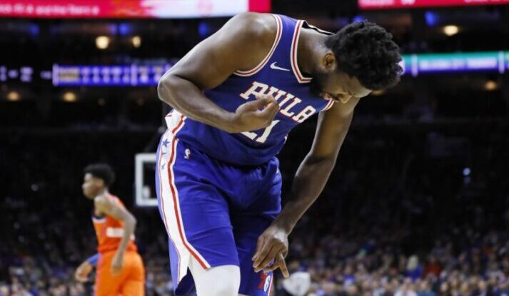 Joel Embiid réagit blessure au doigt