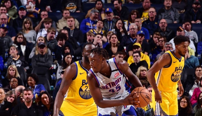 Sekou Doumbouya et Draymond Green