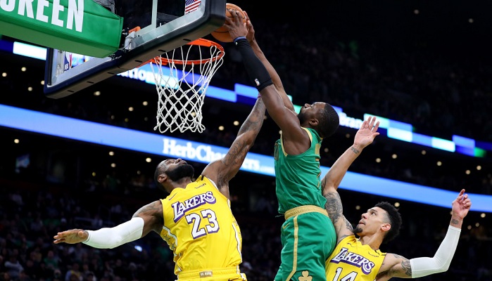 Jaylen Brown parle de son poster sur LeBron