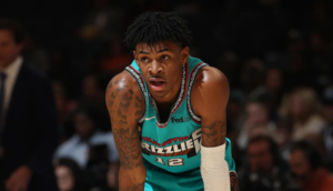 NBA – Ja Morant relaie un maillot ultra-polémique de lui