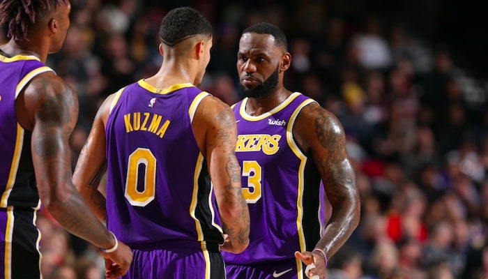 échange entre kyle kuzma et lebron james