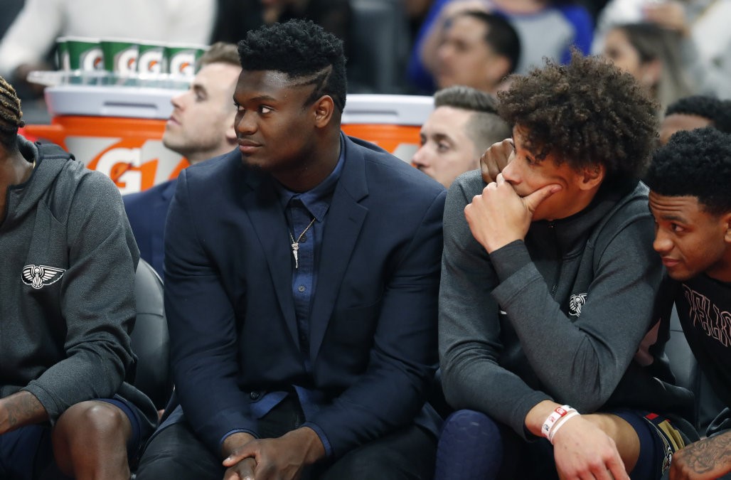 Zion Williamson sur le banc des Pelicans