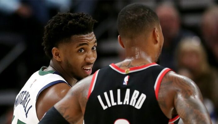 Donovan Mitchell s’adresse à Damina Lillard lors du match opposant les Portland Trail Blazers au Utah Jazz