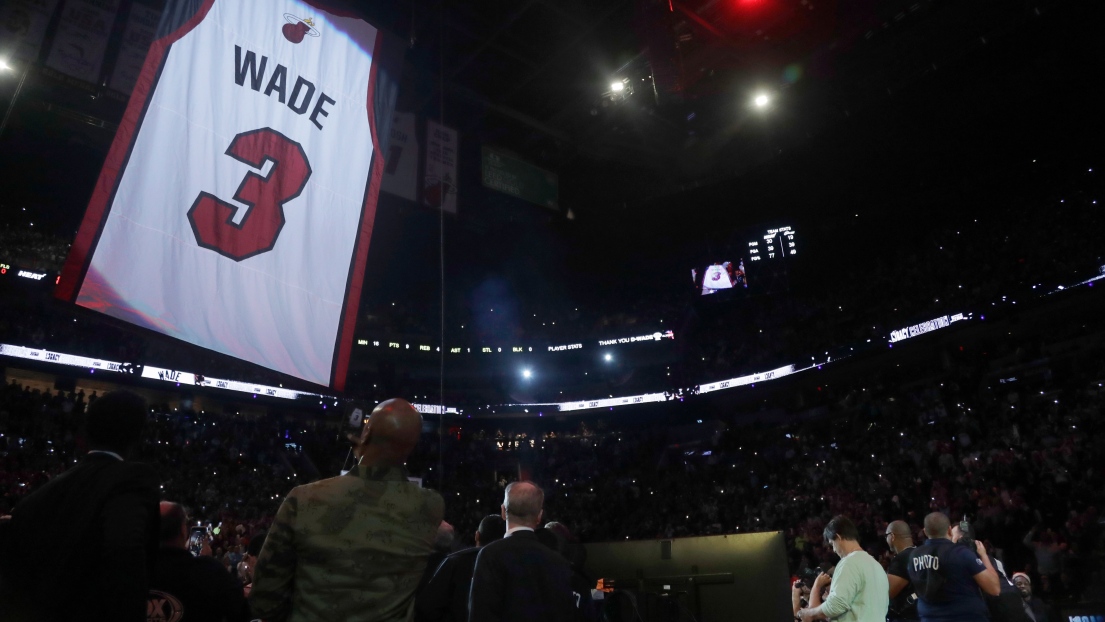 Le maillot de Dwyane Wade officiellement retiré