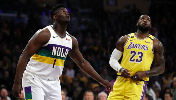 LeBron James survole les débats dans son duel avec Zion Williamson !