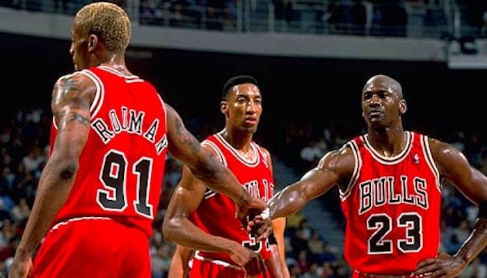 Jordan, Pippen et Rodman en 1998 avec les Bulls
