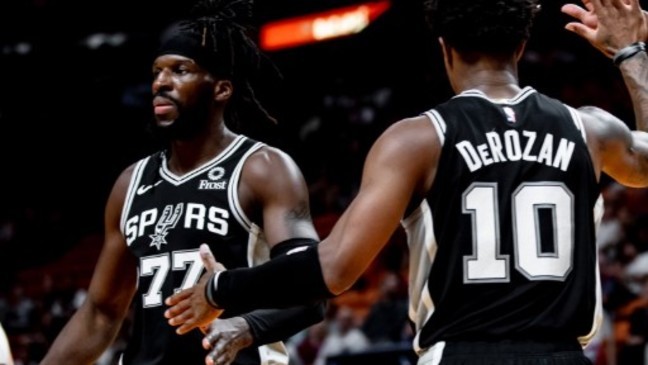 DeMarre Carroll Spurs