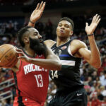 NBA – James Harden sort vainqueur de son duel contre Giannis !