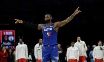 NBA – Lundi 17 février : Les 5 infos qu’il ne fallait pas manquer LeBron James a tenté de clôturer le ASG d'une façon épique