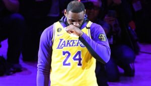 NBA – Le geste classe de LeBron pour Kobe que personne n’a remarqué