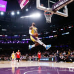 NBA – Offrez-vous le superbe dunk de LeBron… en poster !