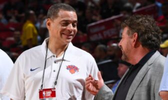 NBA – Un nouveau cas de coronavirus aux Knicks échange entre scott perry et james dolan