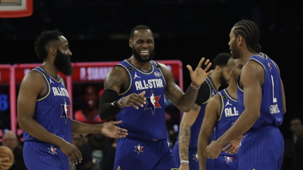 James Harden, Lebron James, Anthony Davis, Chris Paul et Kawhi Leonard lors du All-Star Game 2020