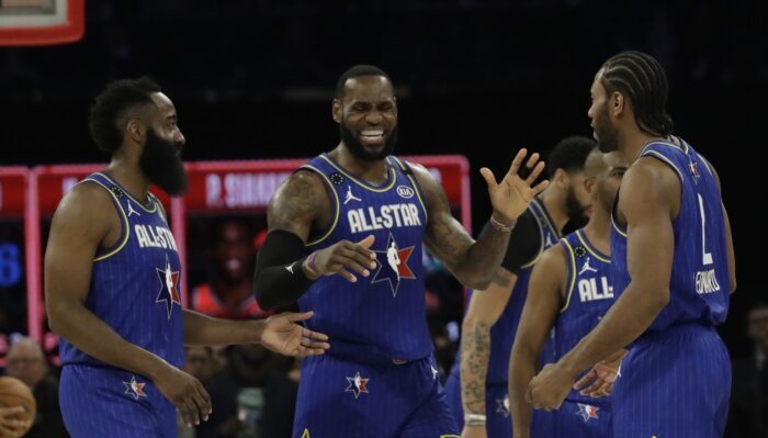 James Harden, Lebron James, Anthony Davis, Chris Paul et Kawhi Leonard lors du All-Star Game 2020