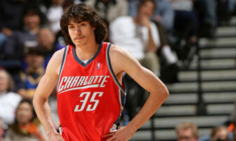 NBA – Le joueur le plus sale de l’histoire Jared Dudley révèle qu'Adam Morrison est le joueur le plus sale de l'histoire de la NBA