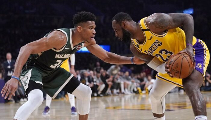 duel entre lebron et giannis