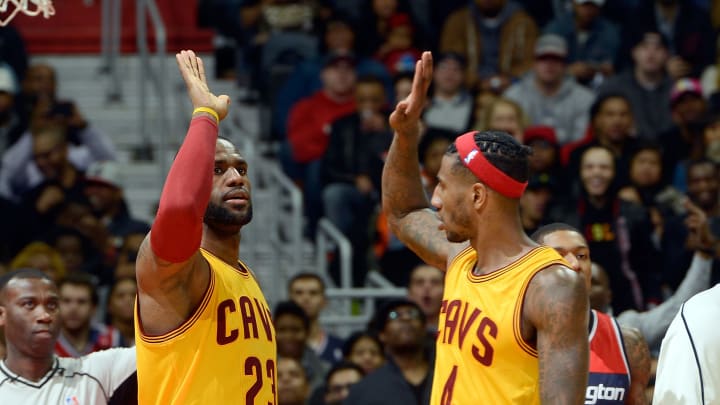 high five entre lebron et shumpert