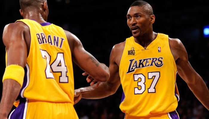 ron artest et kobe bryant sous le maillot des lakers