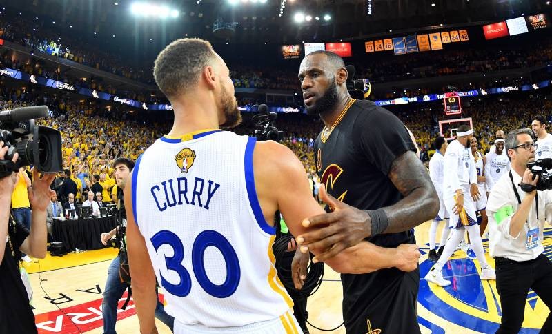 Steph Curry et LeBron James