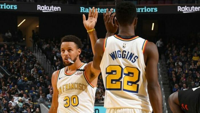 wiggins check stephen curry