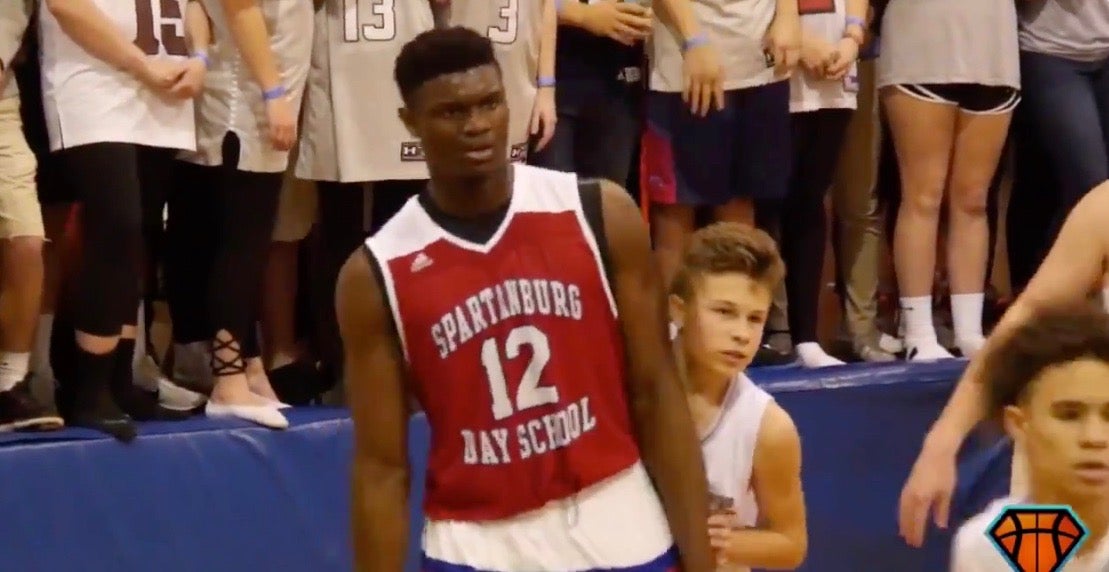 L'hilarante séquence de Zion Williamson au lycée qui refait surface