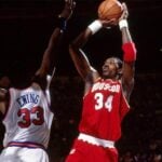 NBA – 19 juin 1994 : Quand Hakeem Olajuwon mettait toute la ligue à ses pieds pour un exploit unique