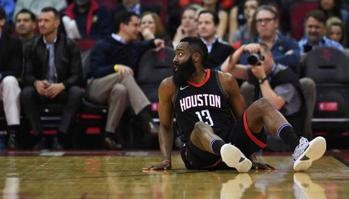 James Harden était le premier joueur de l'histoire sanctionné par les règles anti-flopping