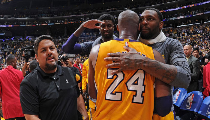 Kobe Bryant a eu un beau message pour Tarik Black avant sa mort