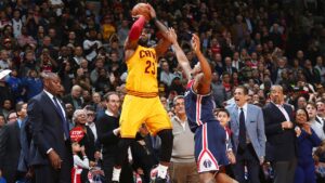 NBA – La phrase assassine de LeBron à Wall après son buzzer-beater iconique