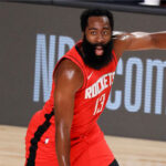 NBA – Pourquoi James Harden a jeté le ballon sur un rookie