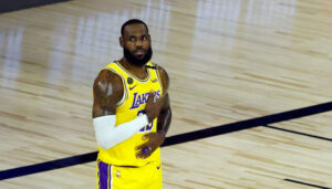 NBA – Un gros nom critique le choix de LeBron : « Moi, j’aurais shooté »