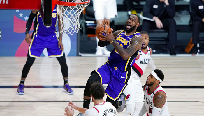 LeBron score contre les Blazers NBA