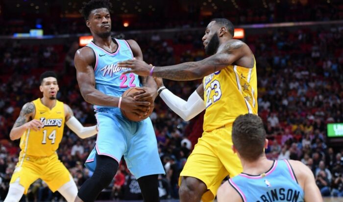 Jimmy Butler et LeBron James