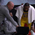 NBA – LeBron ridiculisé en plein match par les commentateurs US