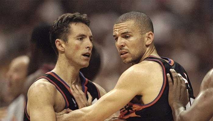 Les deux légendes NBA Steve Nash et Jason Kidd sous le maillot des Phoenix Suns lors de la saison 1997-98
