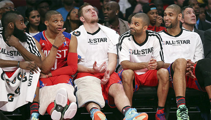 Le banc des superstars de l'Ouest au All-Star Game 2013 avec le Big Three des Spurs et les deux stars du Thunder, James Harden et Russell Westbrook