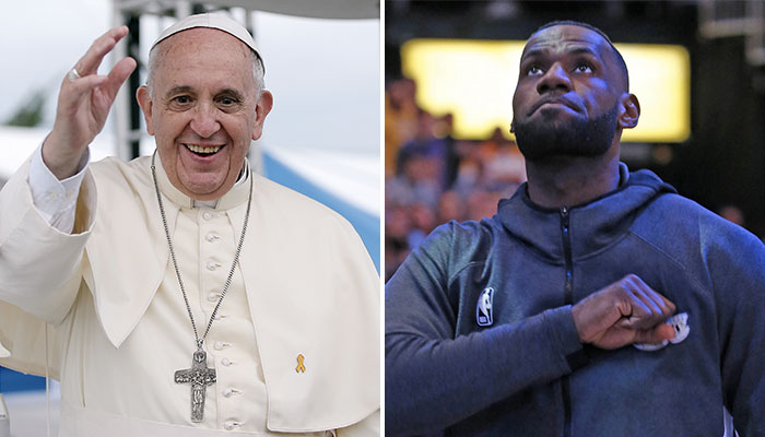 Le Pape François (ici à gauche), a demandé à plusieurs joueurs NBA, représentés ici par LeBron James (droite) de lui rendre visite pour évoquer plusieurs dossiers