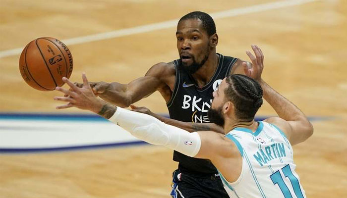 Kevin Durant en difficulté face aux Hornets