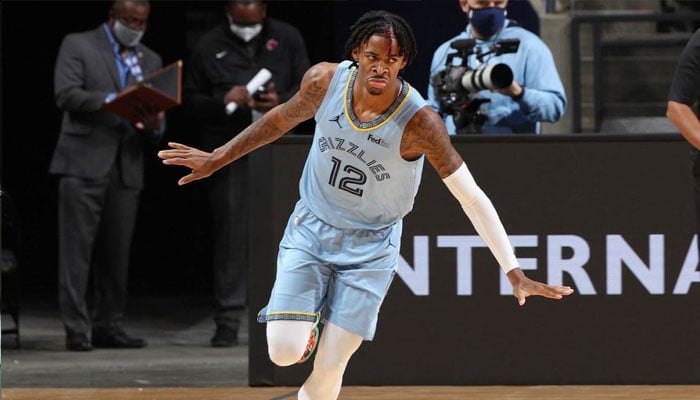 Record en carrière, gros dunk : Ja Morant régale dès son premier match ! NBA