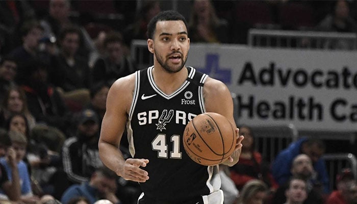 L’intérieur NBA des San Antonio Spurs, Trey Lyles