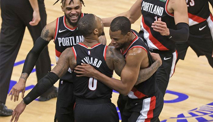 Héroïque, Damian Lillard offre la victoire au buzzer ! NBA