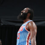 NBA – Saluée par Harden, la méga-star présente au match des Nets !