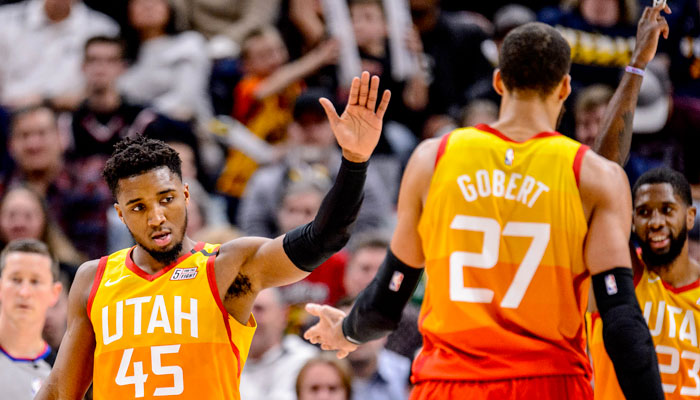 Donovan Mitchell et Rudy Gobert se congratulent NBA