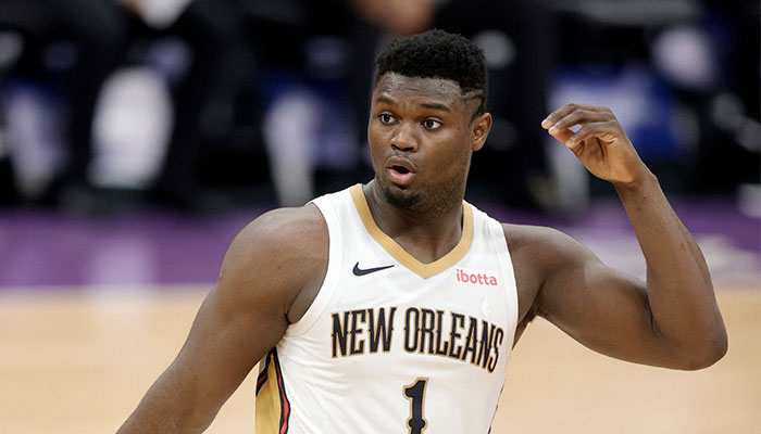 La jeune star des New Orleans Pelicans, Zion Williamson, surpris lors d’un match NBA face aux Sacramento Kings